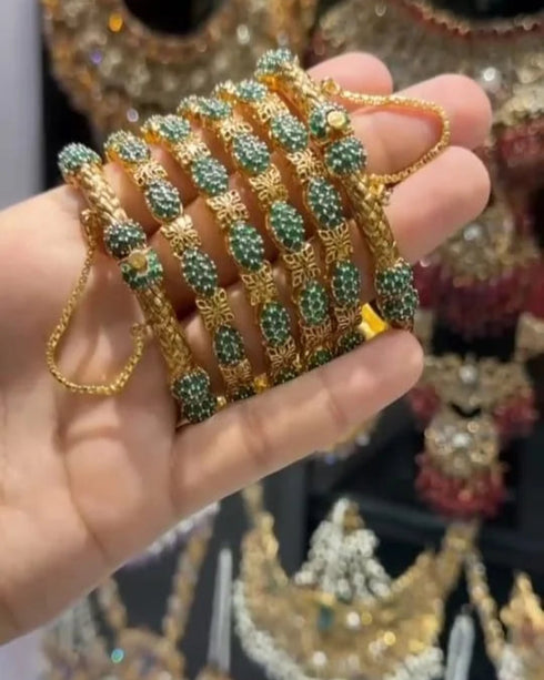Royal Noir Sparkle Bangles 2 piece kare openbale